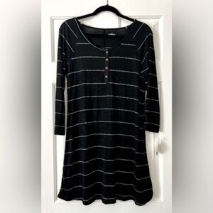 SO Women’s Black & White Soft Dress